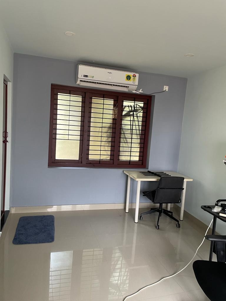 Commercial Building for Rent